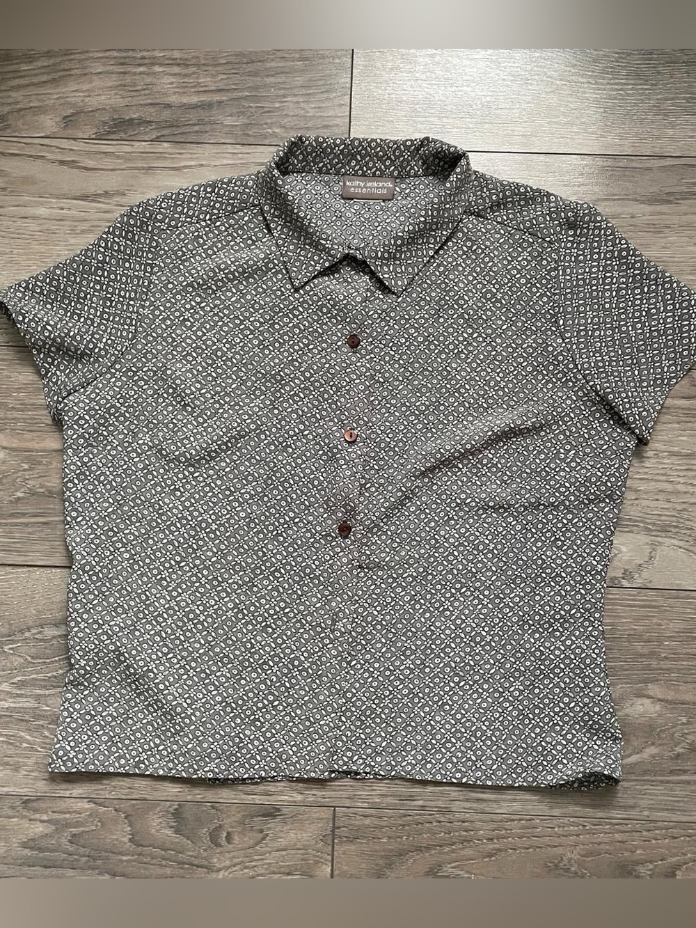 kathy ireland Men's Short Sleeve Geo Print Polo - Gray and White